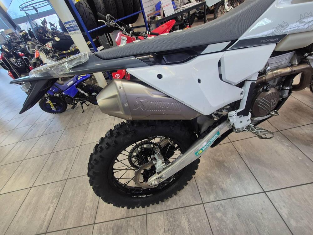 Husqvarna FE 350 Pro (2025) (5)