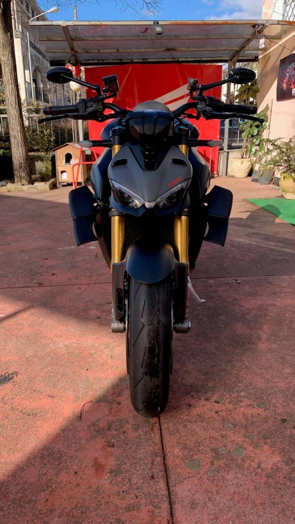 Ducati Streetfighter V4 S (2023 - 24) (2)