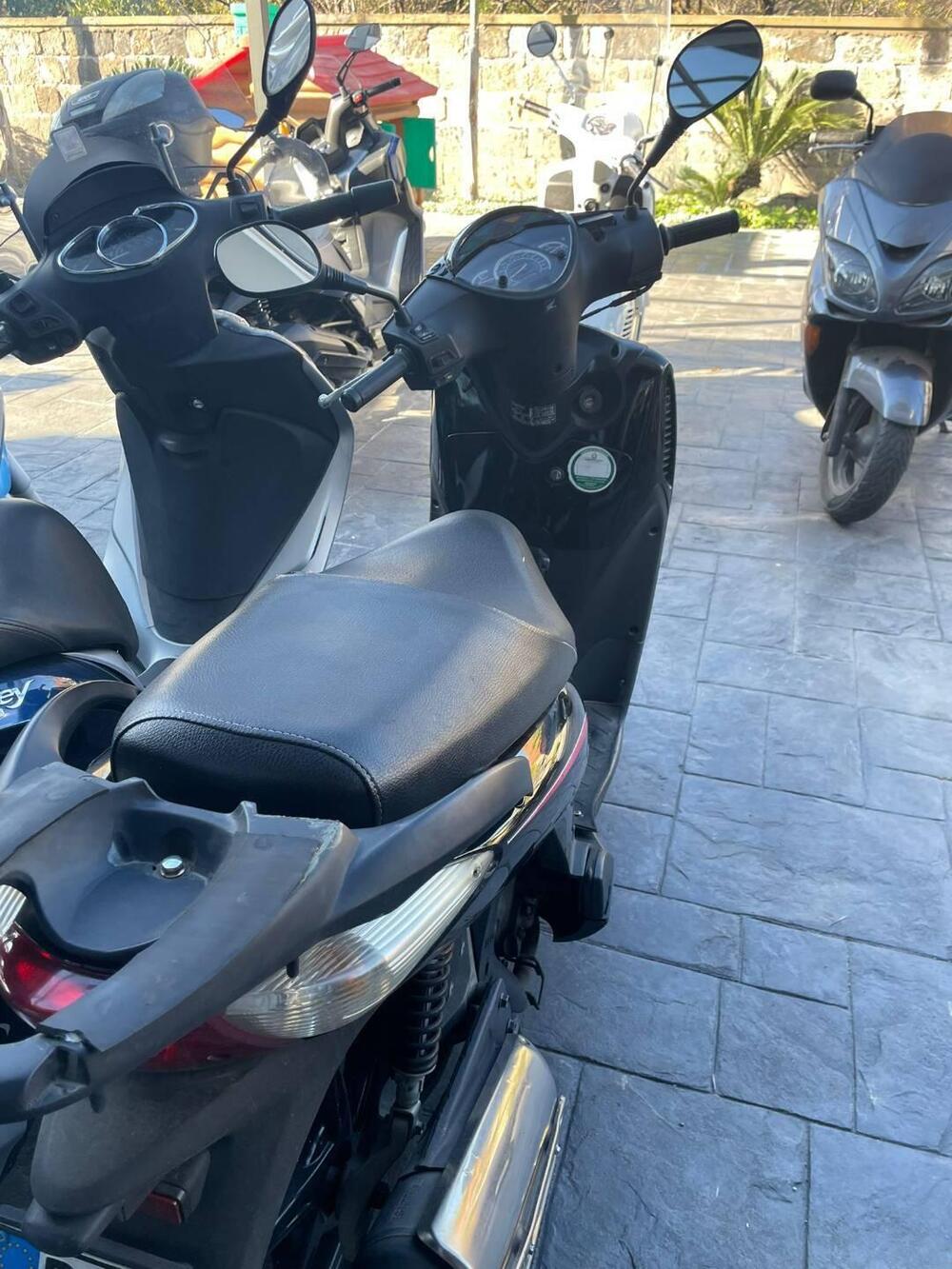 Honda SH 125 i (2005 - 08) (6)