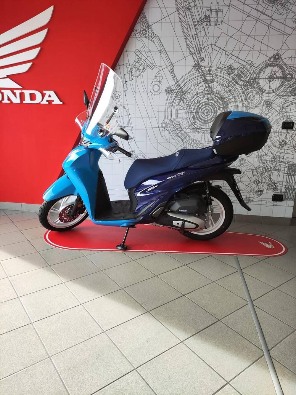 Honda SH 125i (2024 - 25) (4)