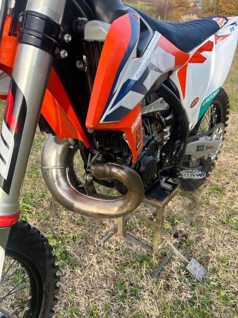 KTM 250 SX (2020) (3)