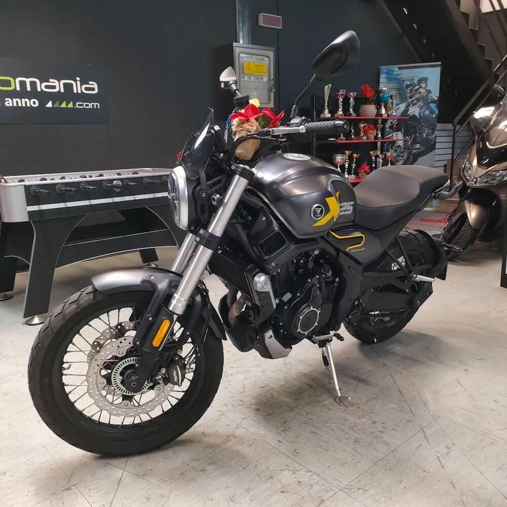 Voge Trofeo 525ACX Scrambler (2023 - 25) (2)