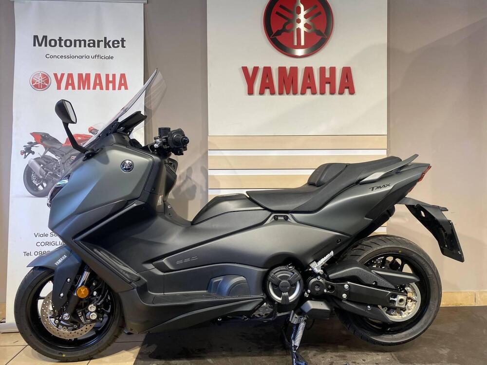 Yamaha T-Max 560 (2025 - 26) (3)