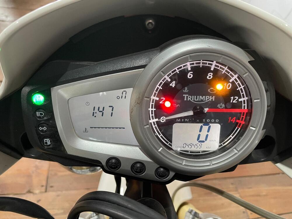 Triumph Street Triple (2007 - 12) (4)