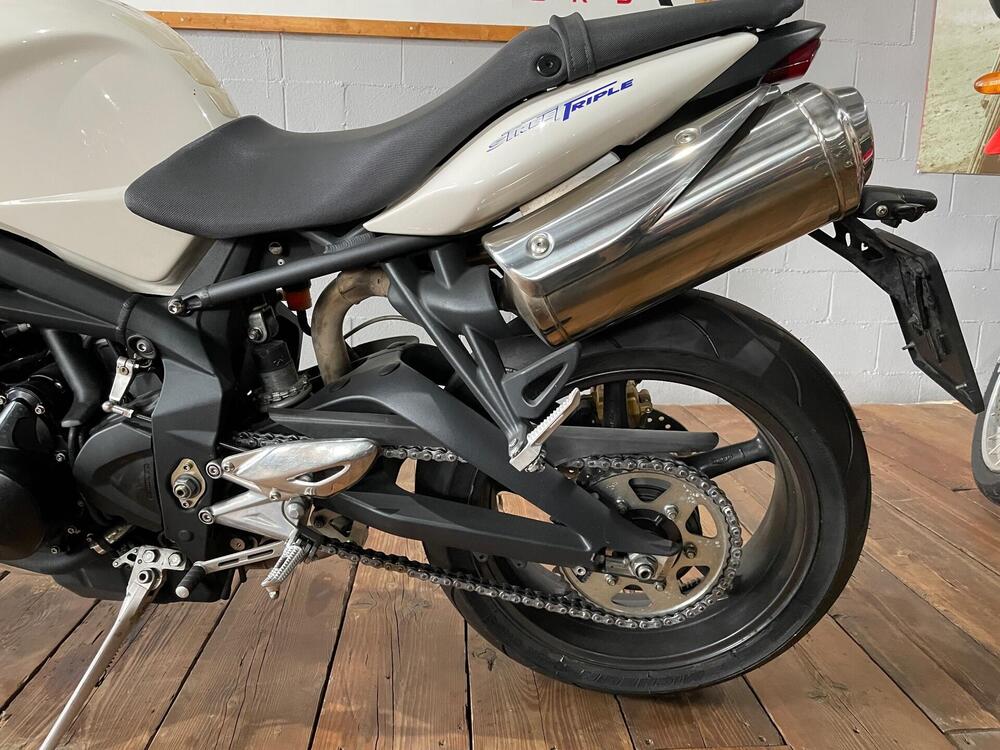 Triumph Street Triple (2007 - 12) (6)