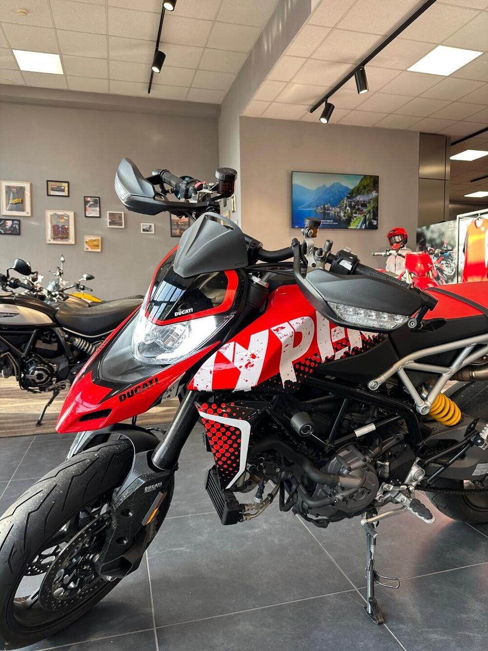 Ducati Hypermotard 950 RVE (2022 - 25) (11)