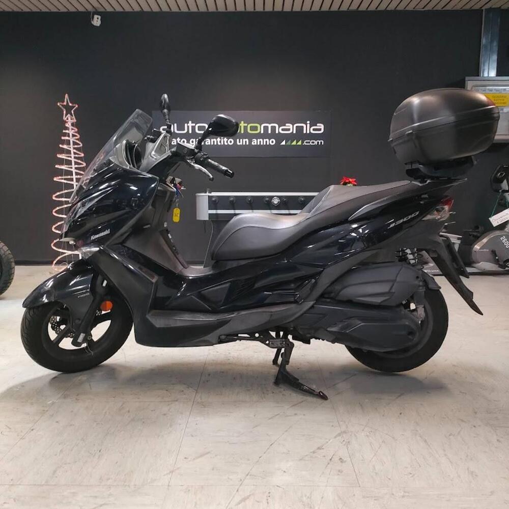 Kawasaki J 300 (2017 - 21)