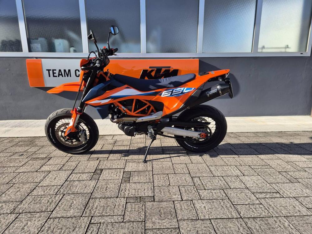 KTM 690 SMC R (2023 - 25) (3)