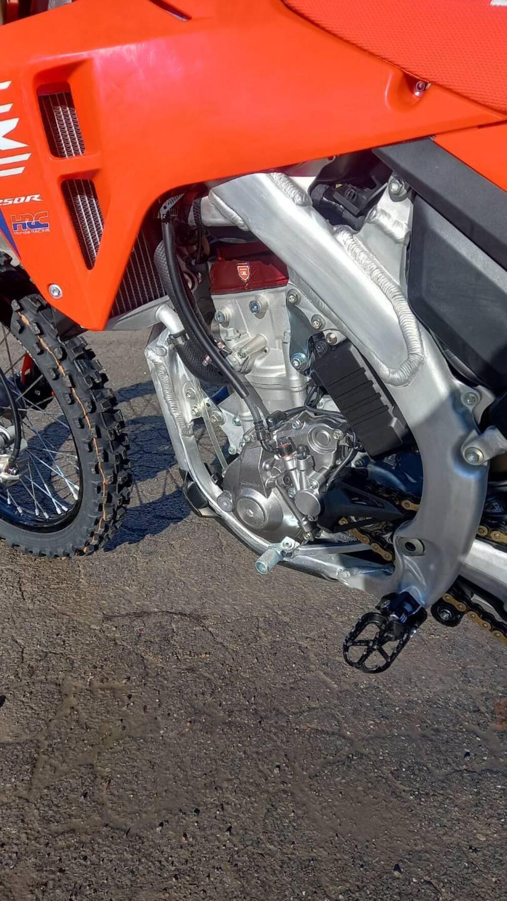 Honda CRF 250 R (2025) (5)