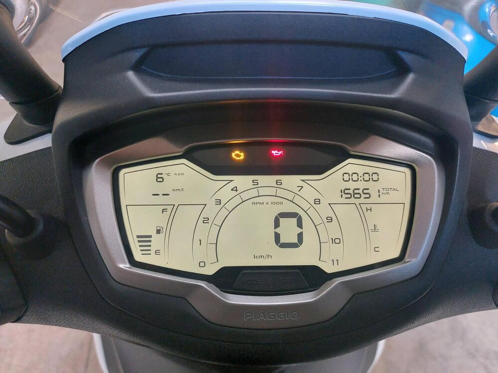 Piaggio Beverly 300 S ABS-ASR (2021 - 25) (3)