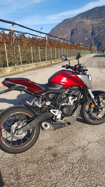 Honda CB 125 R (2018 - 20) usata