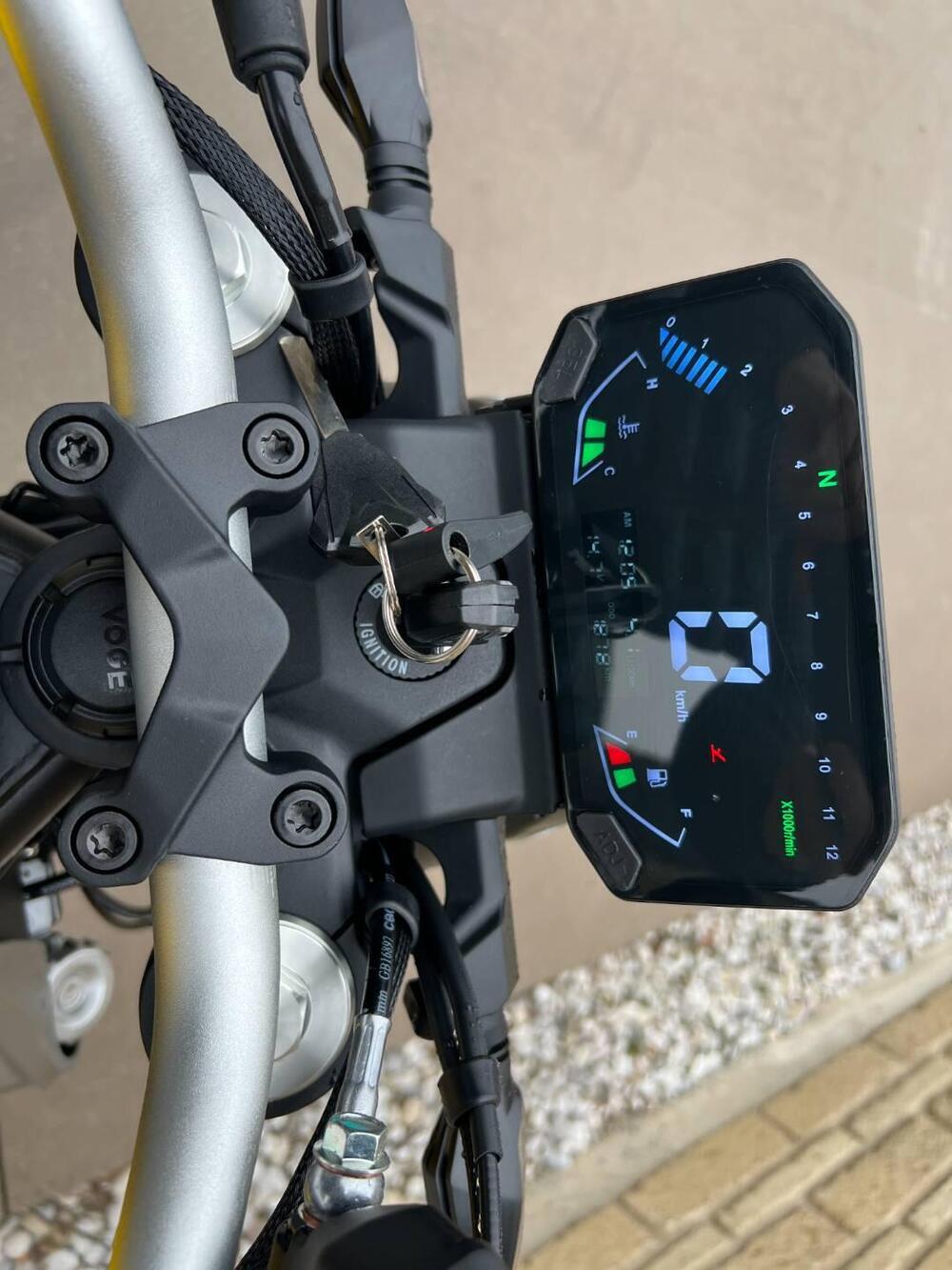 Voge Trofeo 350AC (2022 - 26) (5)