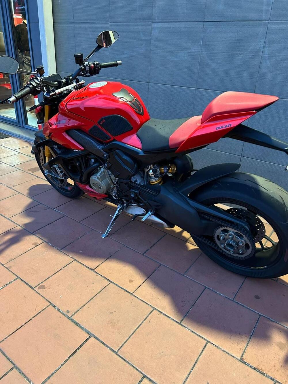 Ducati Streetfighter V4 S (2023 - 24) (2)
