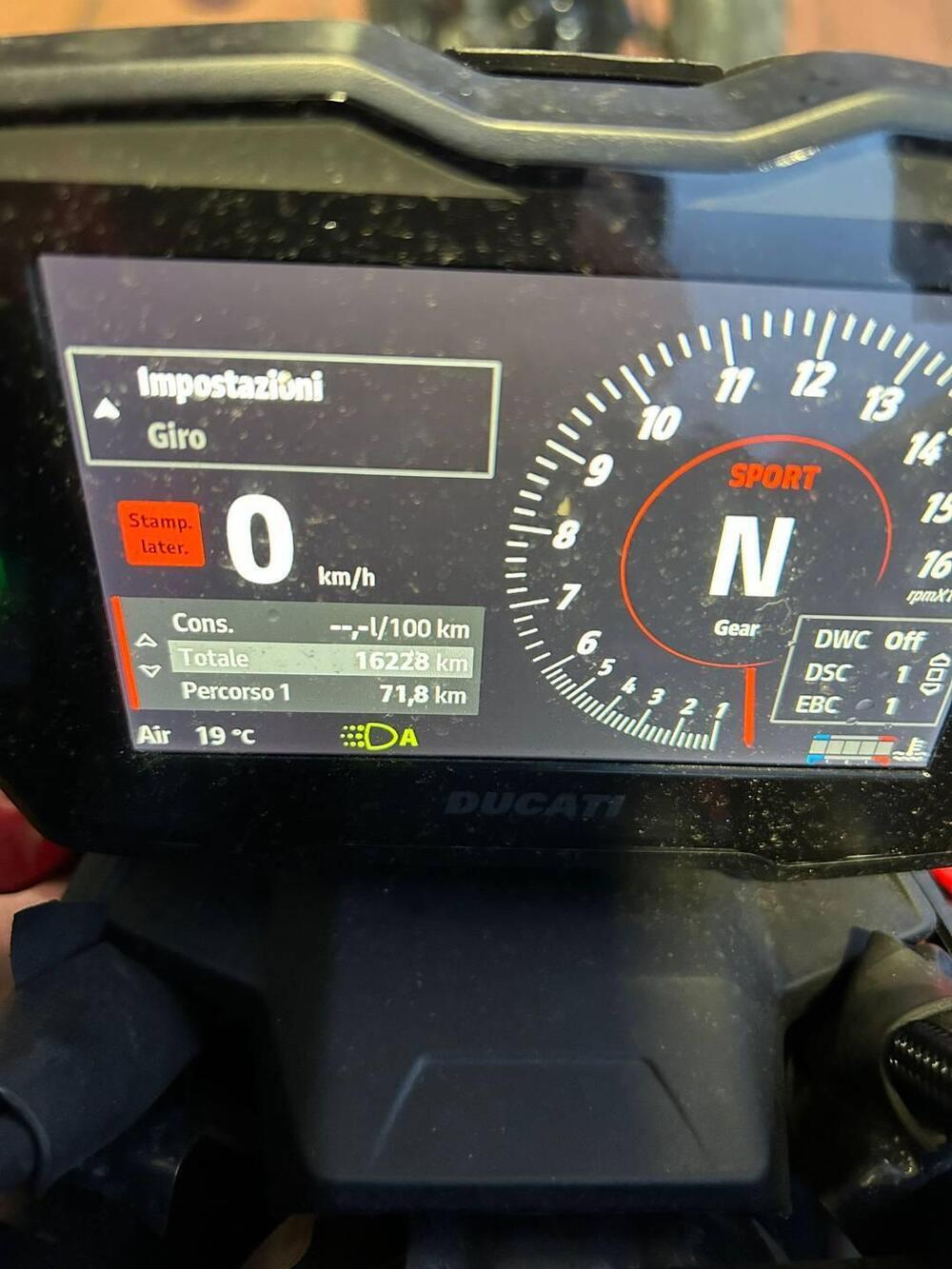 Ducati Streetfighter V4 S (2023 - 24) (7)