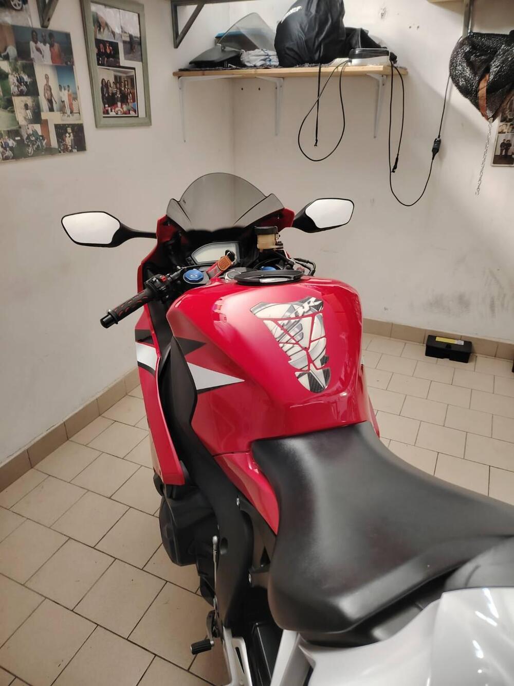 Honda CBR 1000 RR Fireblade eC ABS (2012 - 15) (4)