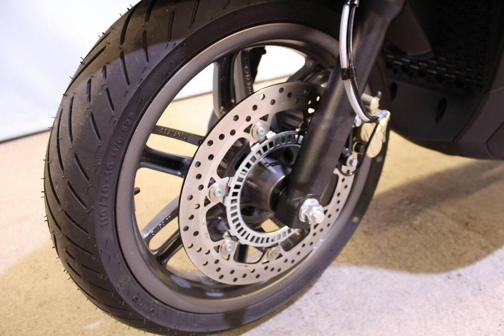 Piaggio Beverly 310 S (2025) (14)