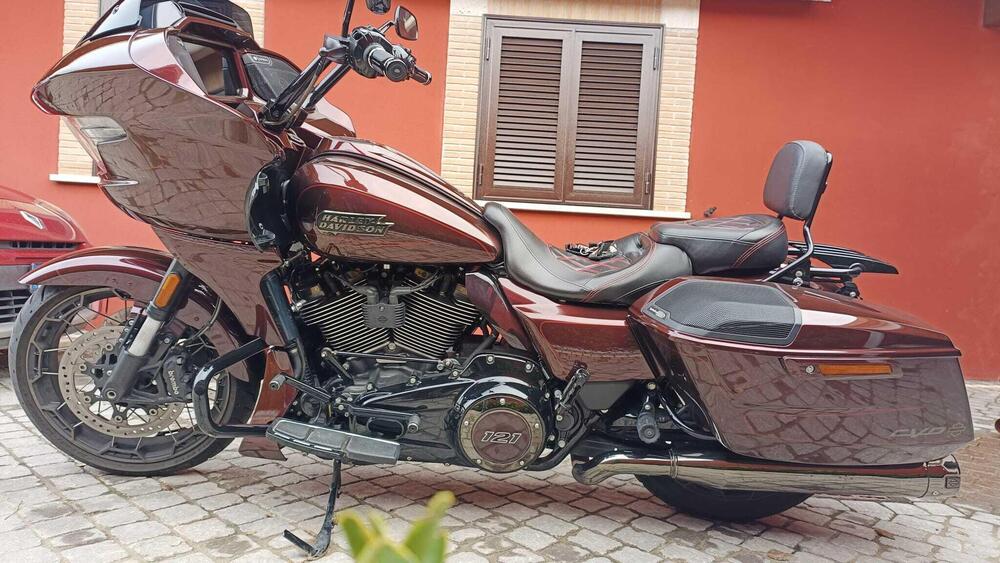 Harley-Davidson CVO Road Glide (2024) (10)