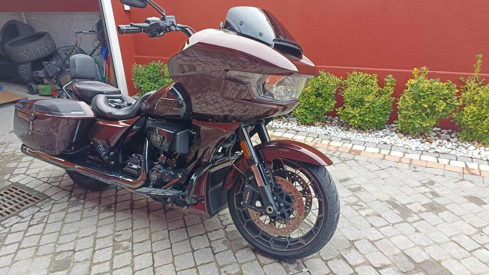 Harley-Davidson CVO Road Glide (2024) (8)