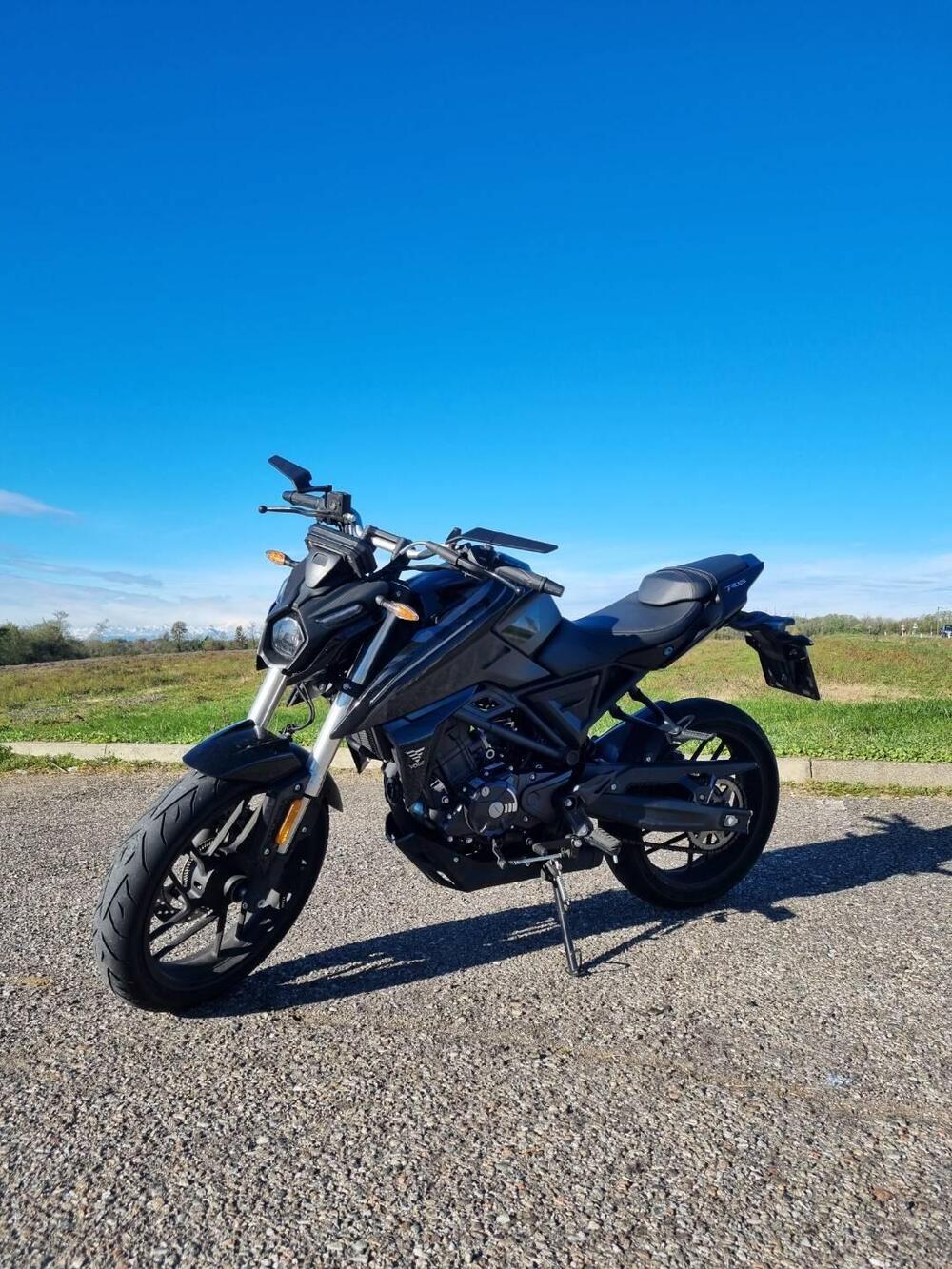 Voge Brivido 125R (2023 - 26) (4)