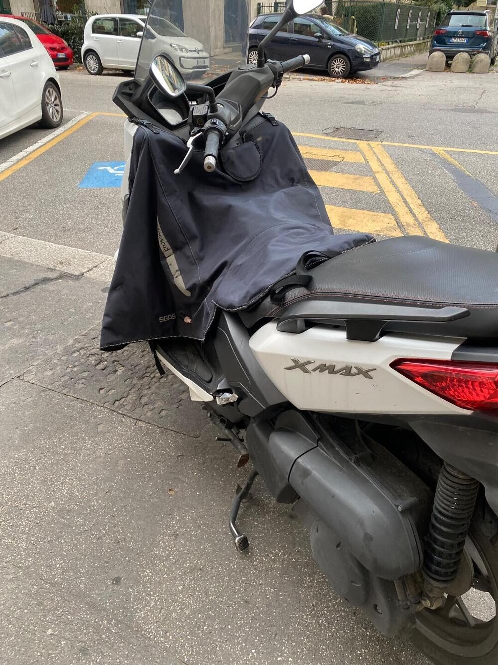 Yamaha X-Max 250 ABS (2014 - 16) (5)