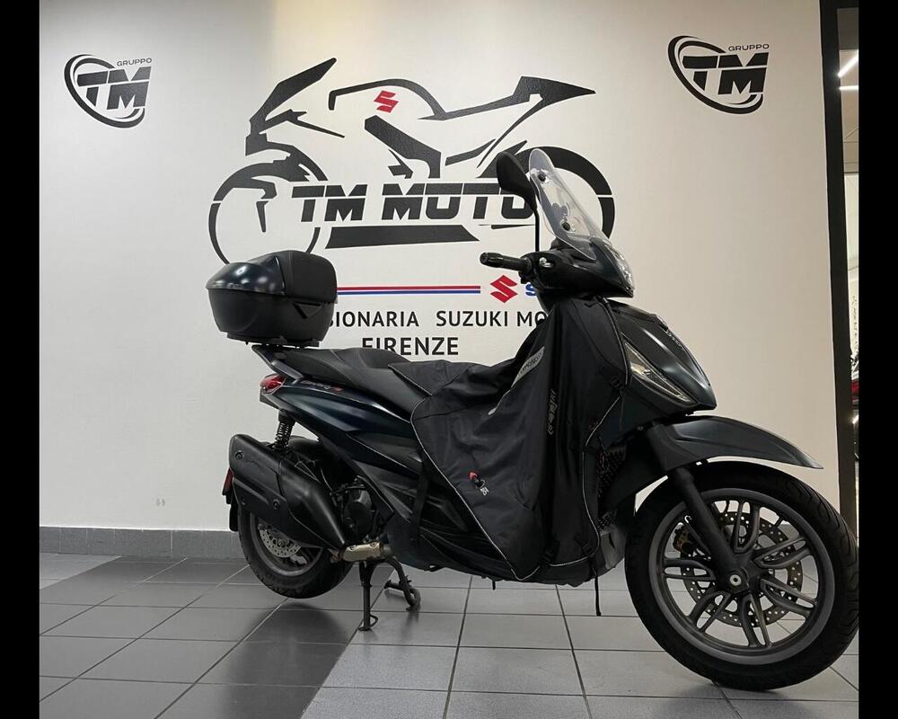 Piaggio Beverly 400 S ABS-ASR (2021 - 24) (2)