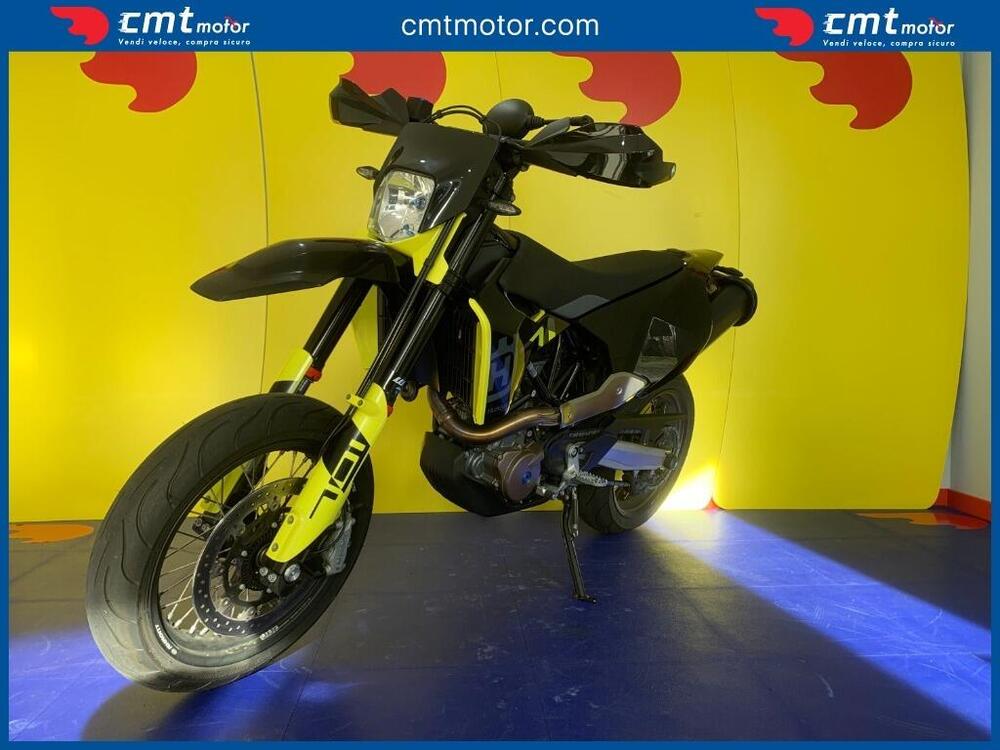 Husqvarna 701 Supermoto (2023 - 25) (4)