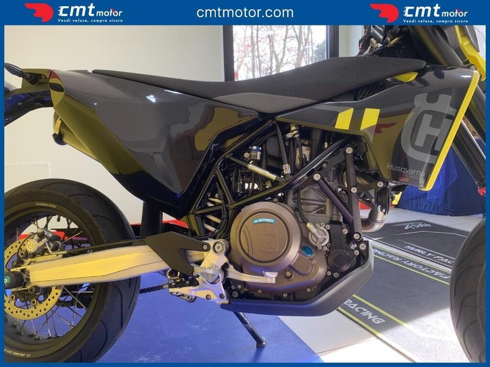 Husqvarna 701 Supermoto (2023 - 25) (9)