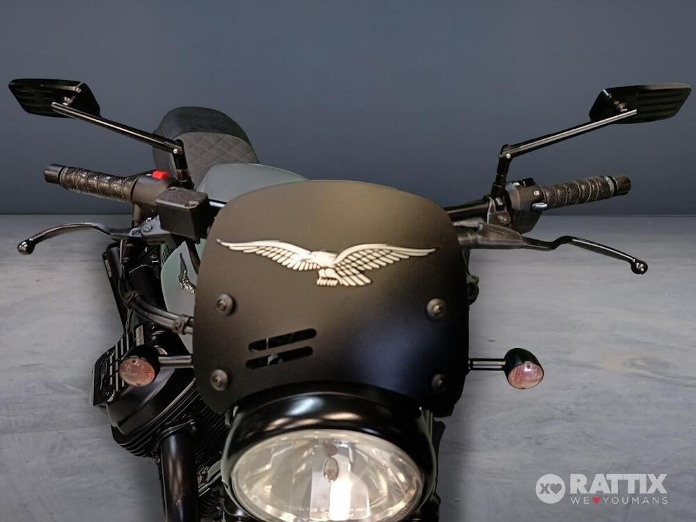 Moto Guzzi V7 III Stone Night Pack (2019 - 20) (6)