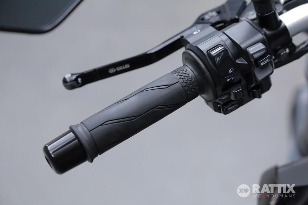 Yamaha MT-09 (2021 - 23) (11)