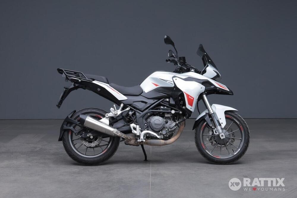 Benelli TRK 251 (2022 - 25) (4)