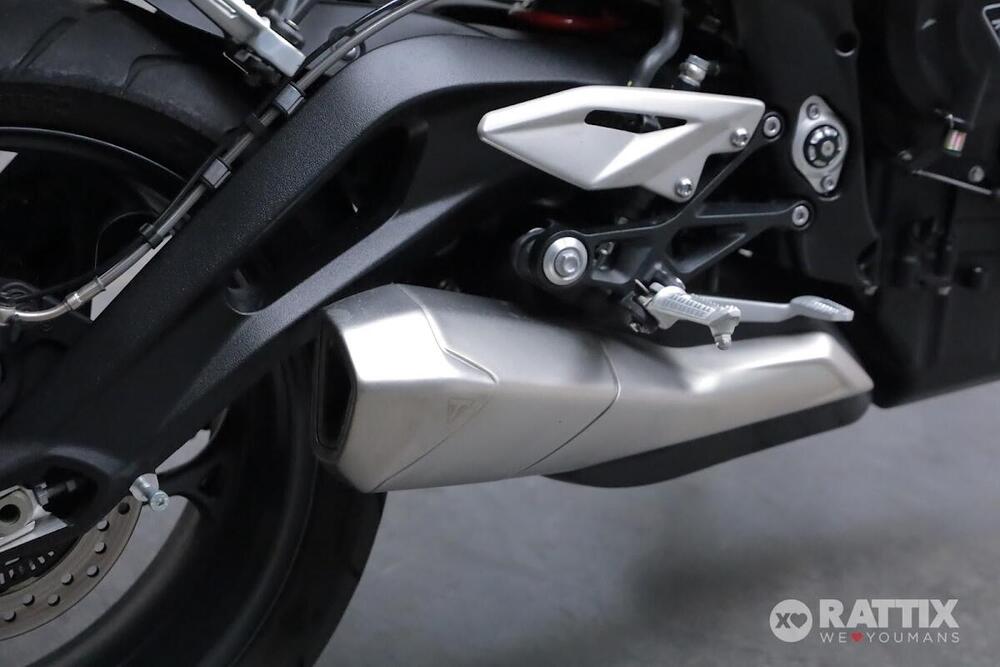 Triumph Street Triple 765 R (2023 - 26) (7)