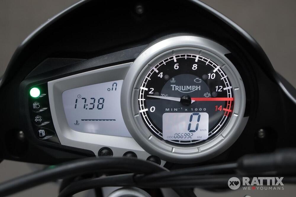 Triumph Street Triple (2007 - 12) (13)
