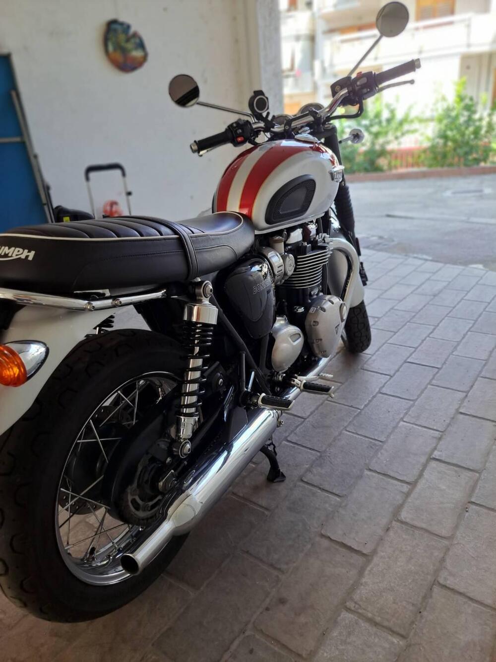 Triumph Bonneville T120 (2016 - 20) (4)