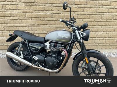 Triumph Street Twin 900 (2021 - 22) usata