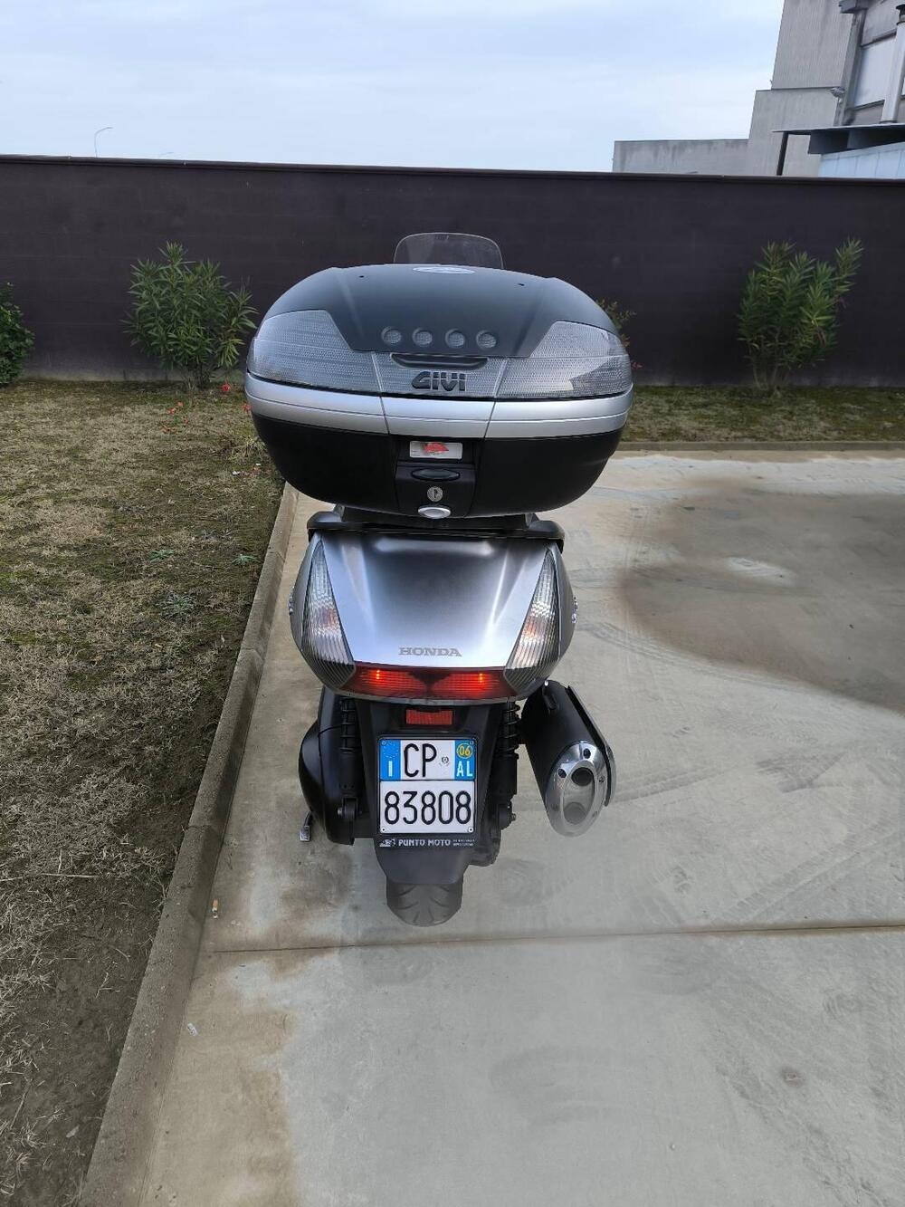 Honda Silver Wing 400 (2006 - 09) (4)