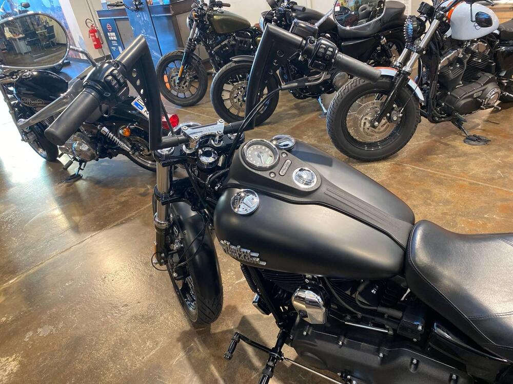 Harley-Davidson 1690 Street Bob Special (2015 - 16) - FXDB (10)