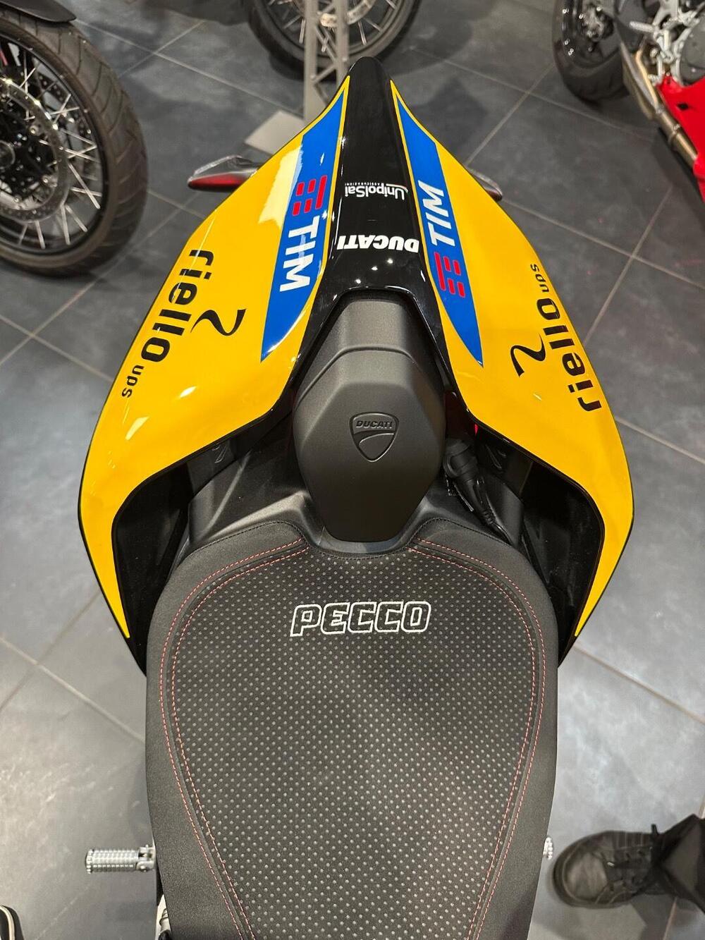 Ducati Panigale V4 Bagnaia 2023 World Champion Replica (2024) (11)