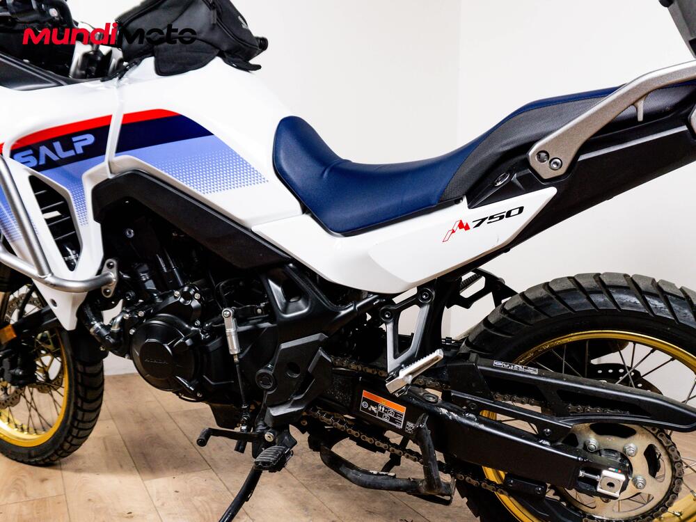 Honda Transalp XL750 (2025) (9)