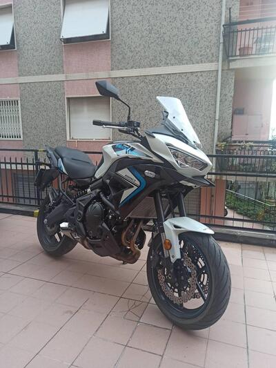 Kawasaki Versys 650 (2025 - 26) usata
