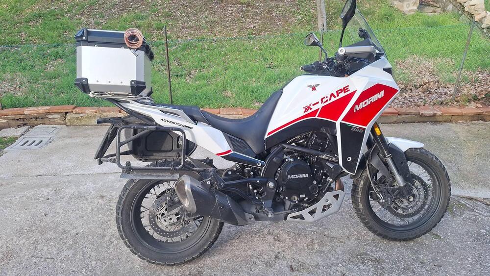 Moto Morini X-Cape 650 (2021 - 25) (3)