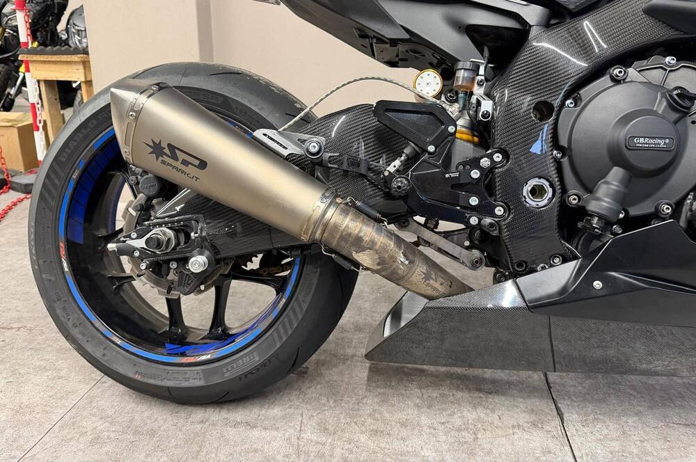 Yamaha YZF R1 (2017 - 19) (4)