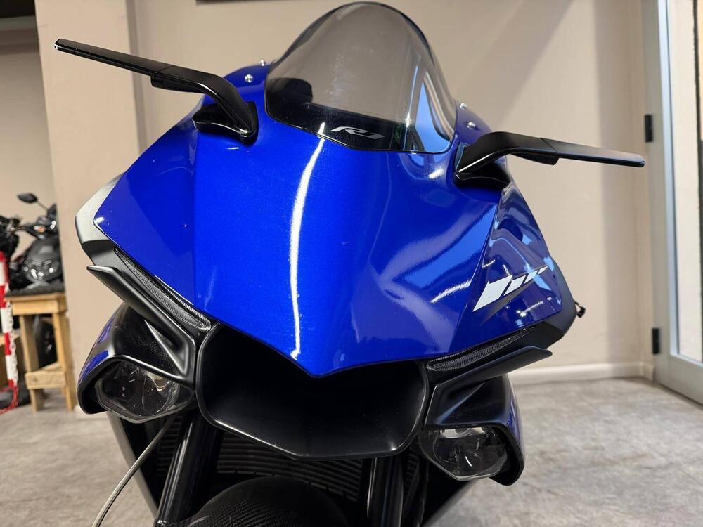 Yamaha YZF R1 (2017 - 19) (11)