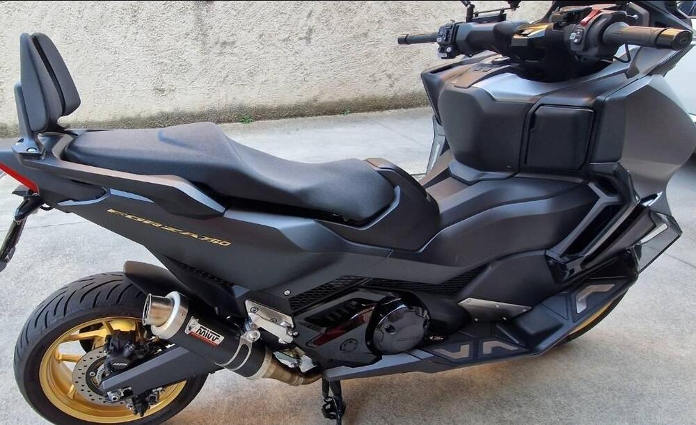 Honda Forza 750 DCT Special Edition (2024) (2)