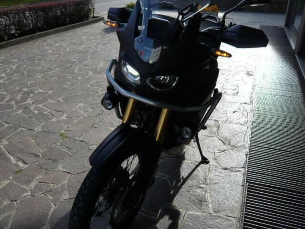 Honda Africa Twin CRF 1000L DCT ABS Travel Edition (2016 - 17) (2)