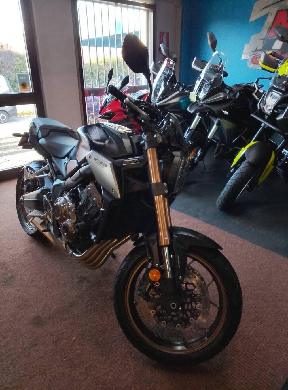 Honda CB 650 R (2021 - 23) (7)