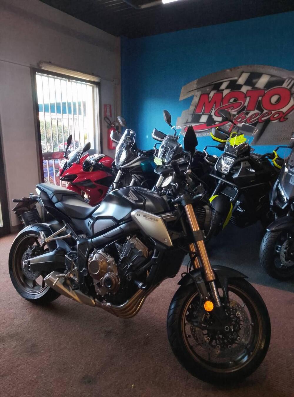 Honda CB 650 R (2021 - 23) (4)