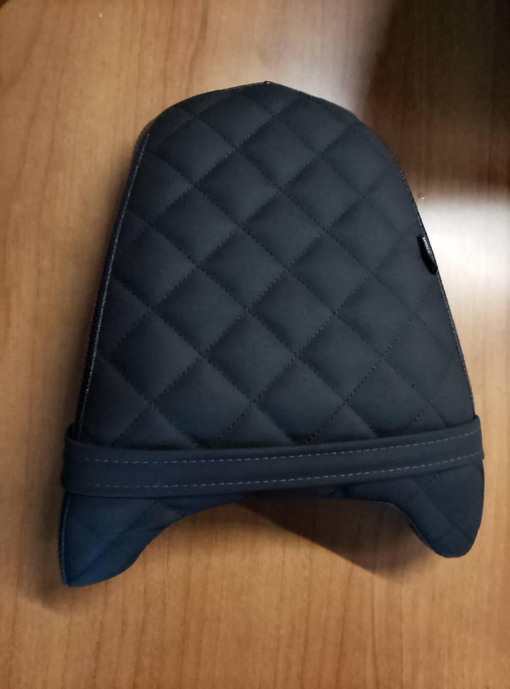 Selle Pelle trapuntata altra (3)