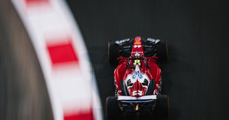 F1, Hamilton senza parole dopo le qualifiche di Abu Dhabi: &quot;Non ho piani per domani, vedremo cosa succede&quot;