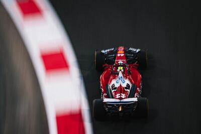 F1, Hamilton senza parole dopo le qualifiche di Abu Dhabi: &quot;Non ho piani per domani, vedremo cosa succede&quot;