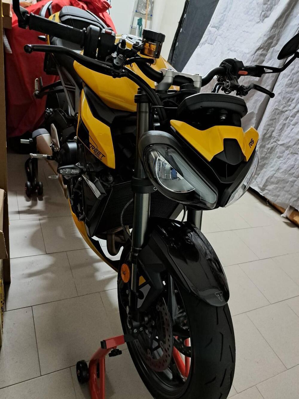 Triumph Street Triple 765 RS (2023 - 25) (3)